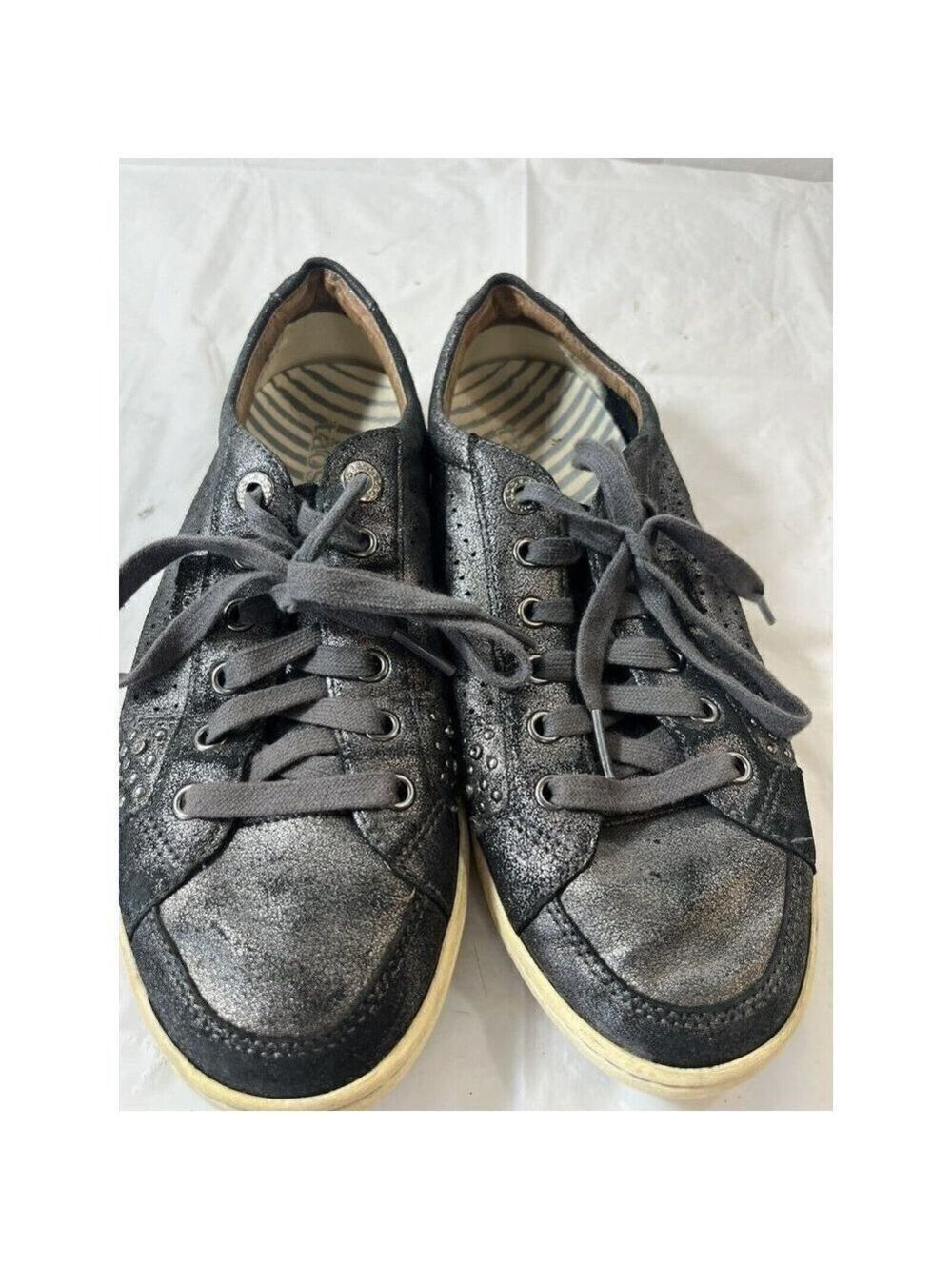 Taos Freedom Women's Size 9 Shoes Gray Sneakers Lace Up Low Leather Casual